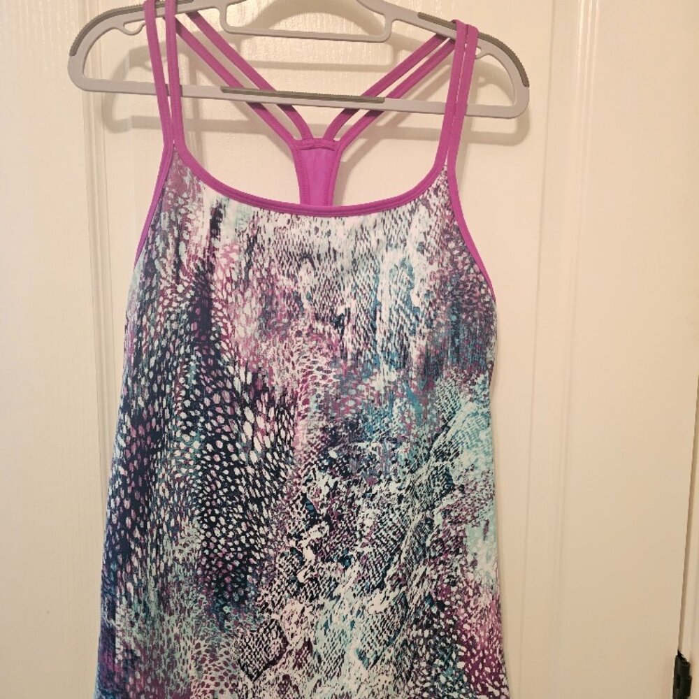 NWOT Fabletics top with built in bra